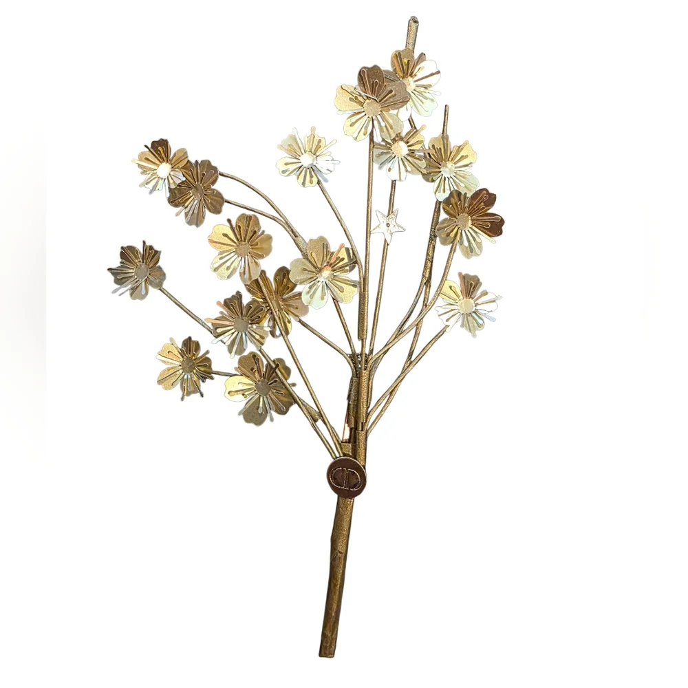 Dior 2023 Year Of Tiger Limitd Edition Gold Flower Brooch - Picture 2 of 6